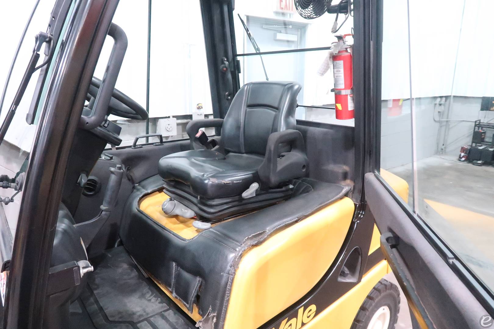 2016 Yale GDP050VX