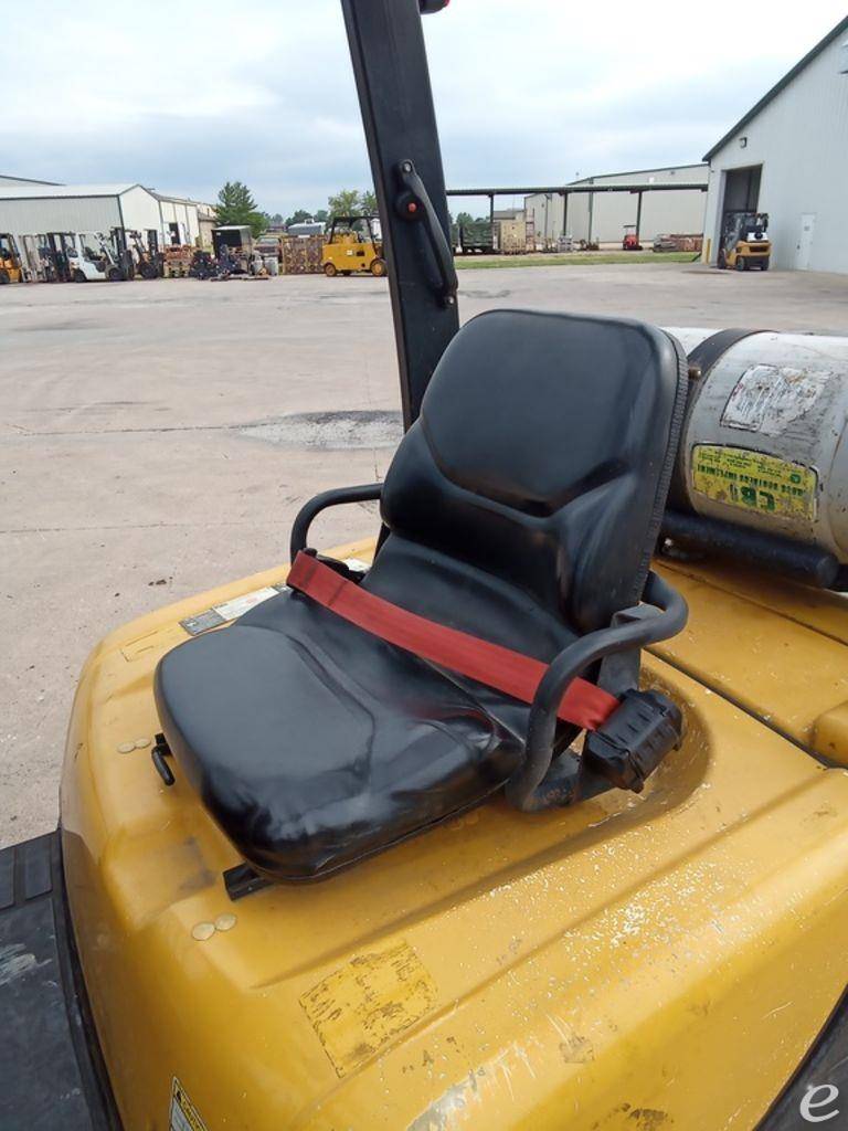 2016 Yale GLP050VX