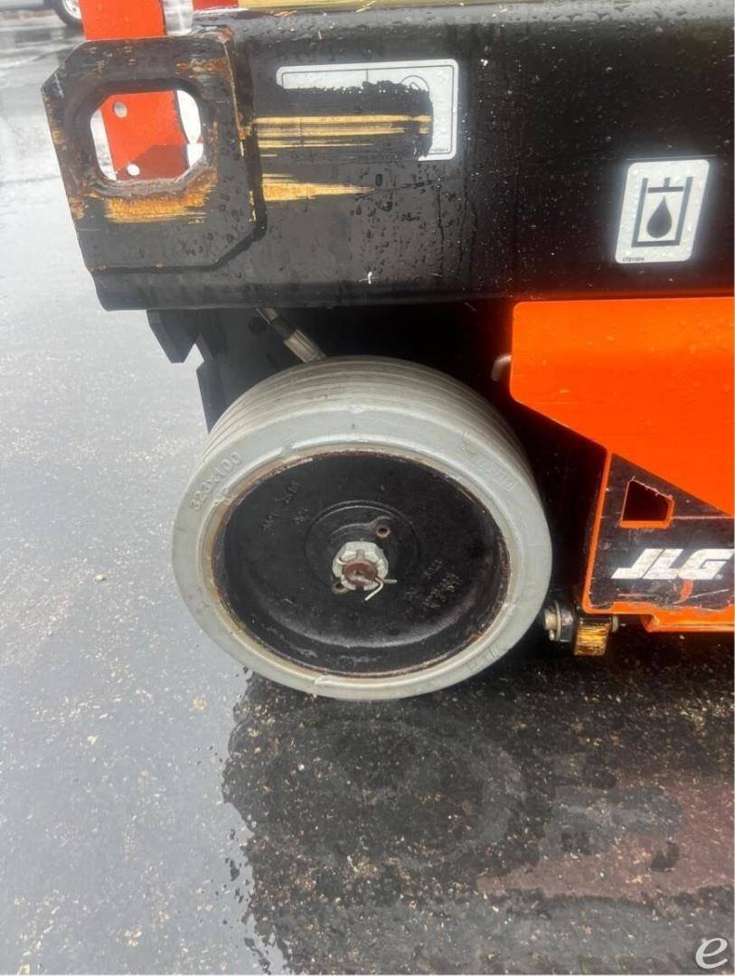 2021 JLG R1932i