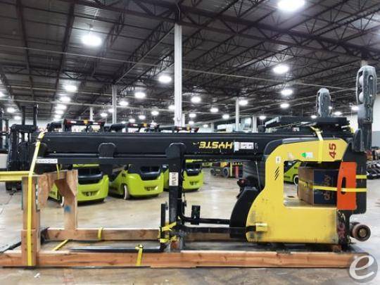 2017 Hyster N45ZR2-21.5 Electric Reach Truck - 123Forklift