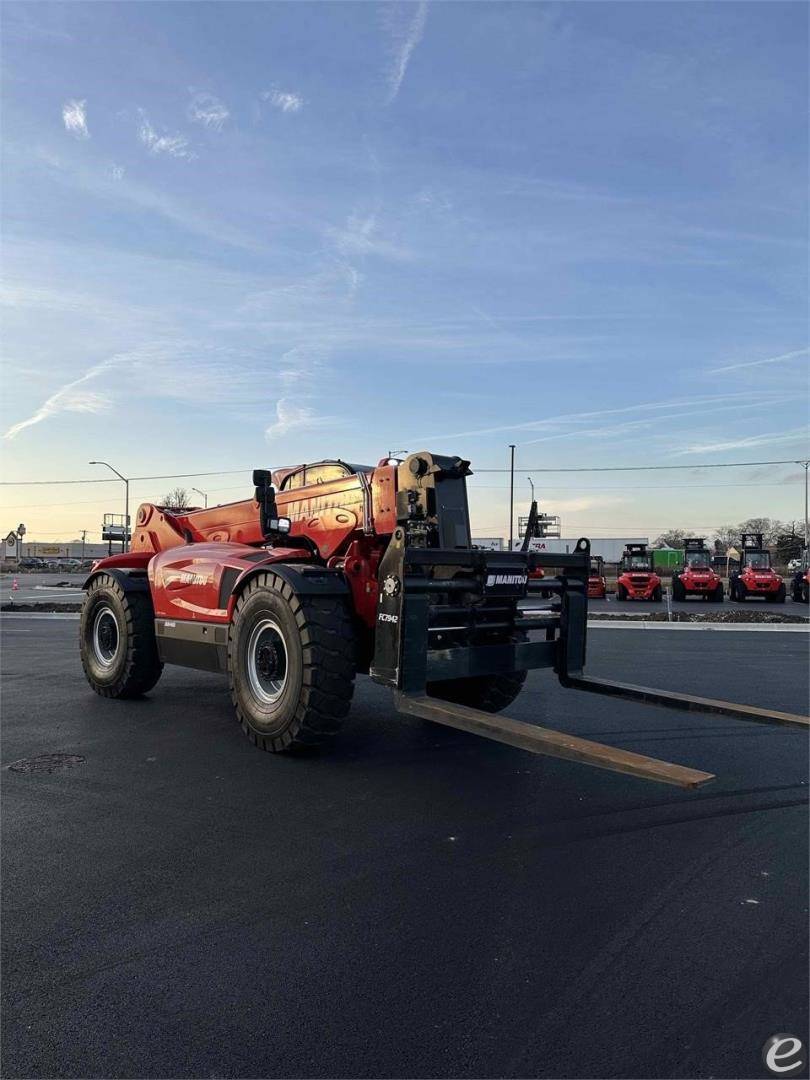 2023 Manitou MHT11250