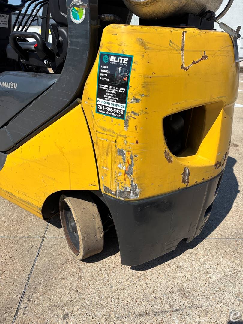 2017 Komatsu FG25ST-16