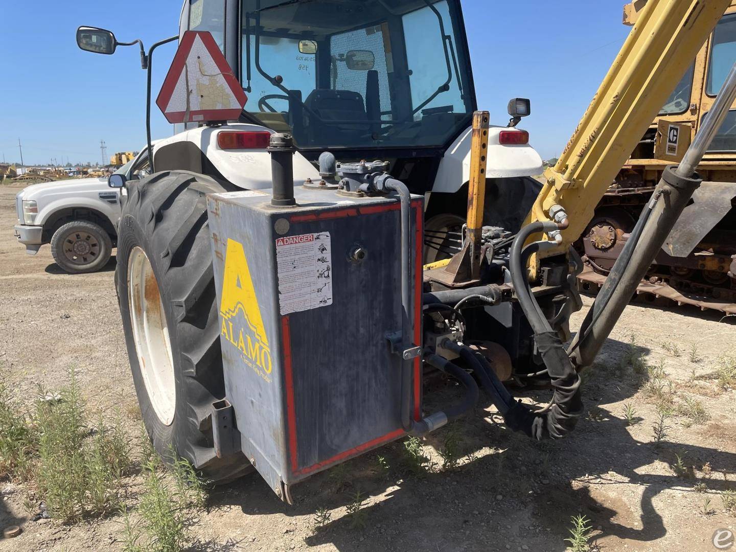 1996 New Holland 6640