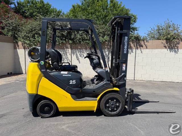 2017 Komatsu FG25ST-16