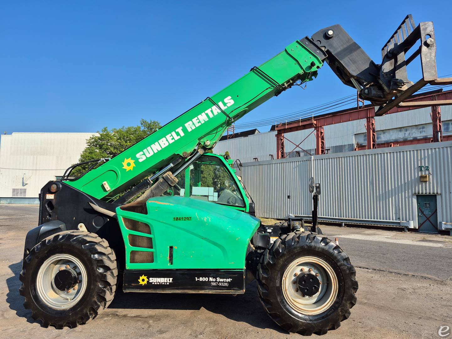2017 JLG 1644