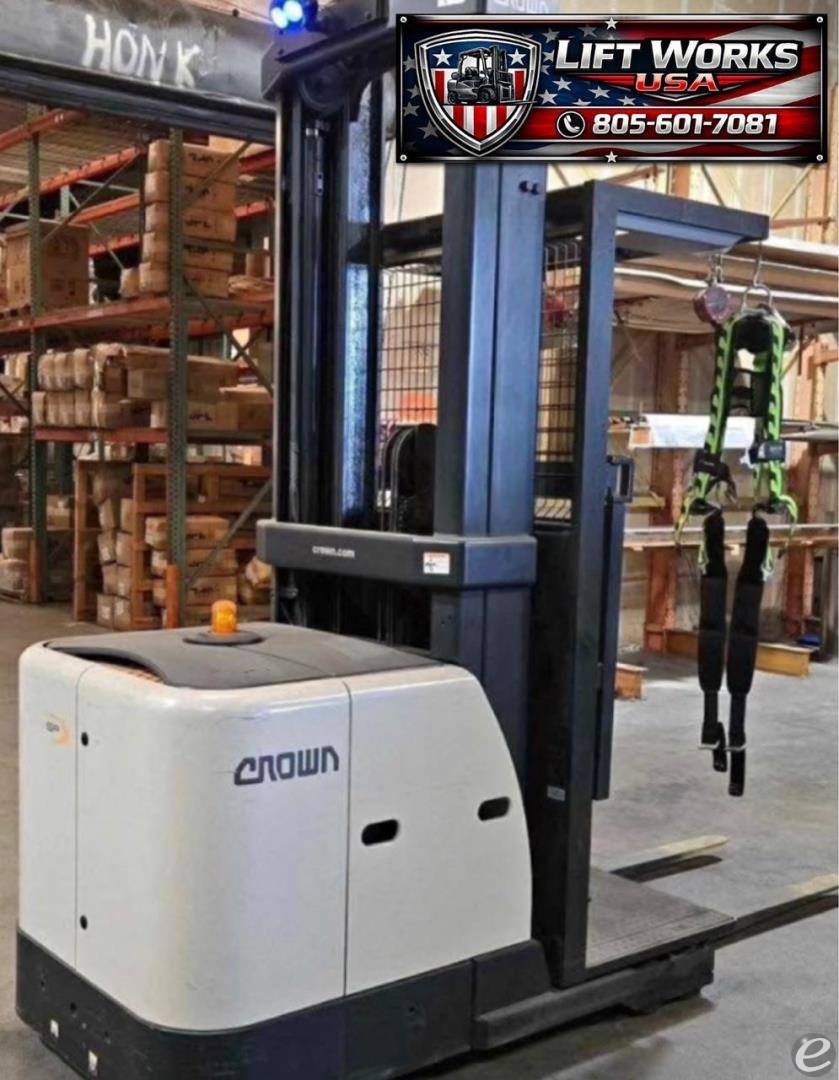 2017 Crown SP3520-30