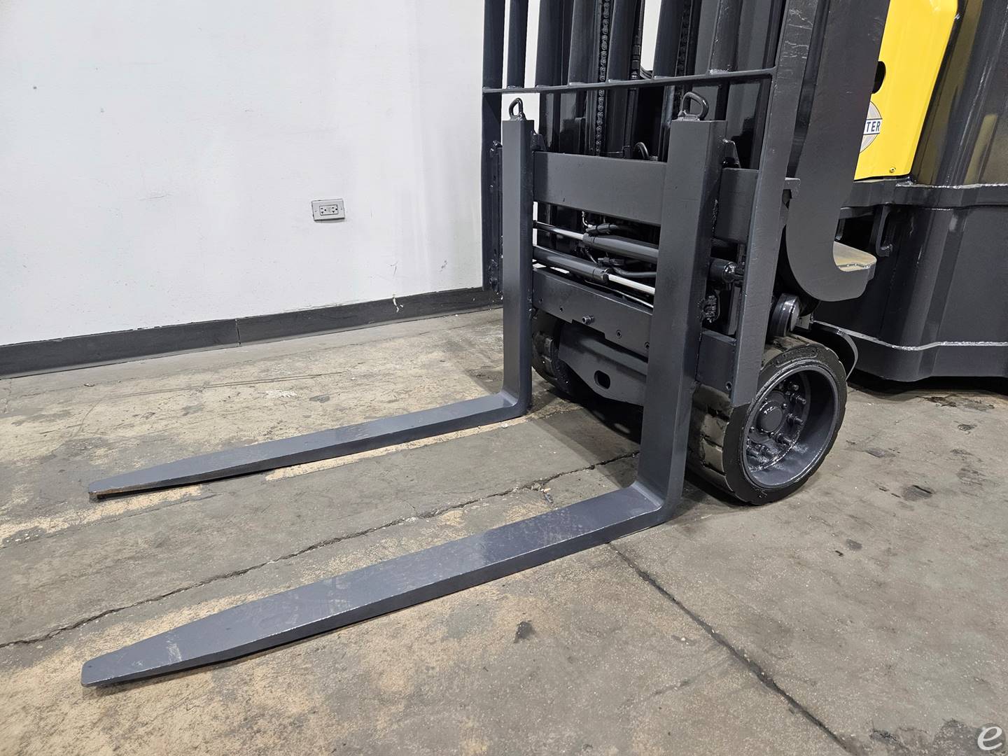 2018 Aisle-Master 44S
