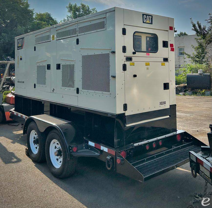 2012 Cat XQ200-2