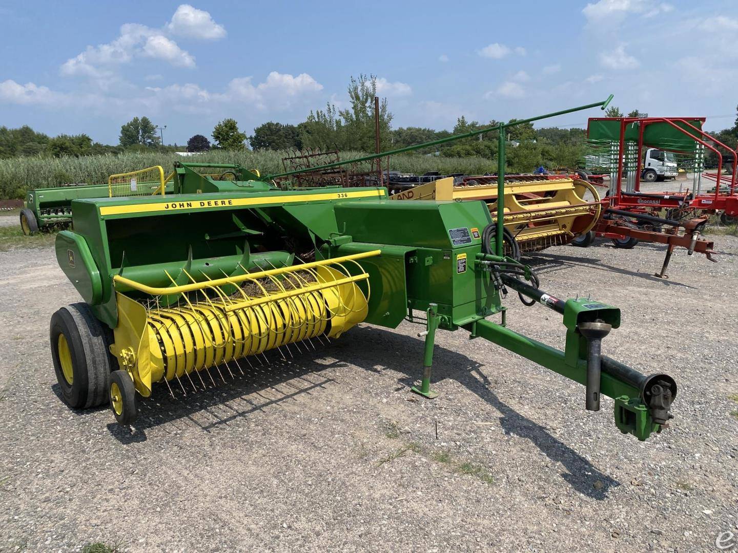 John Deere 336
