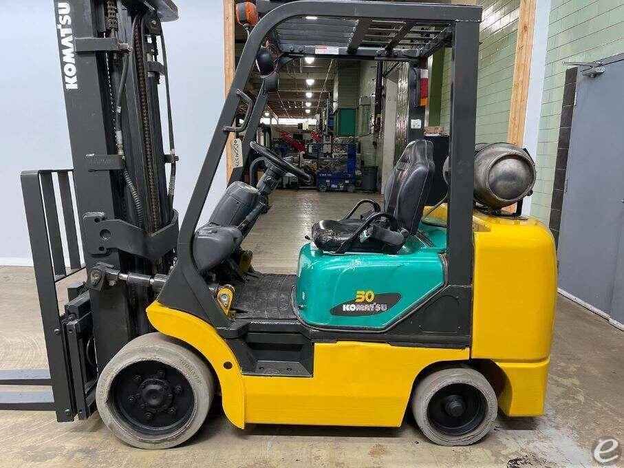 2006 Komatsu FG30SHT-14 LP Gas Forklift - 123Forklift