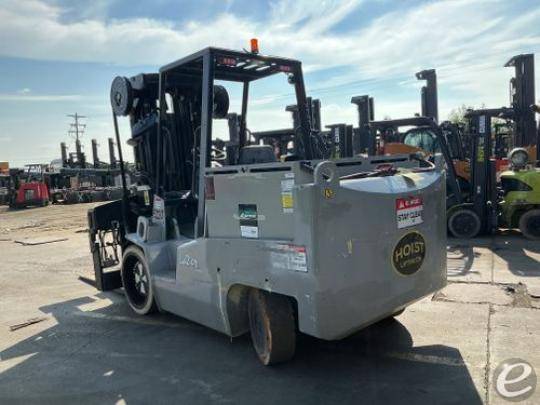 2017 Hoist Liftruck E220