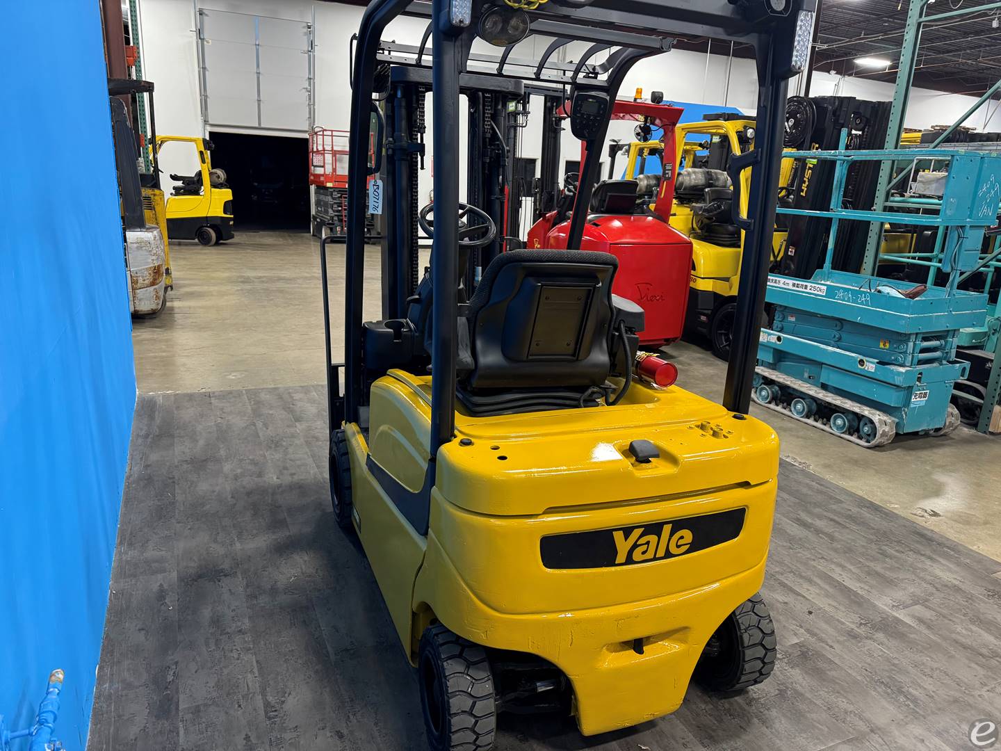 2013 Yale ERP040VF