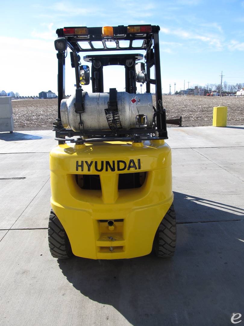 2017 Hyundai 25L-7A