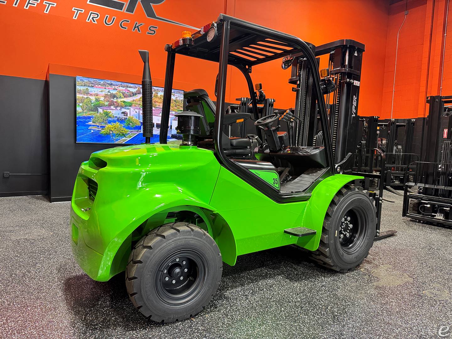 2026 Viper Lift Trucks RTD35F-2