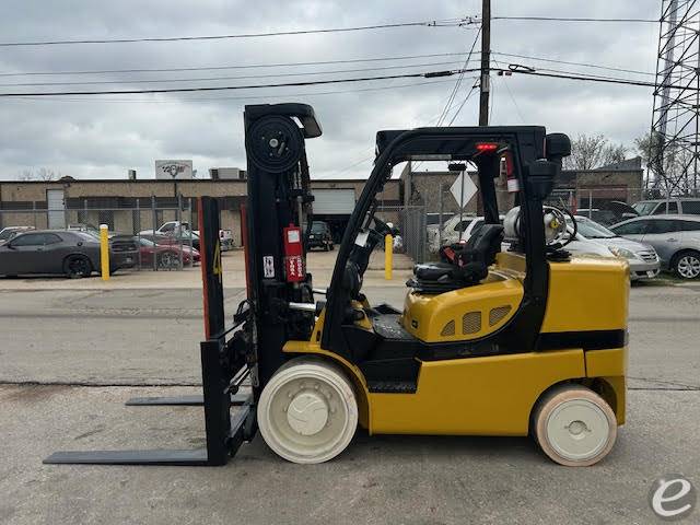 2019 Yale GLC135VXNEUE100