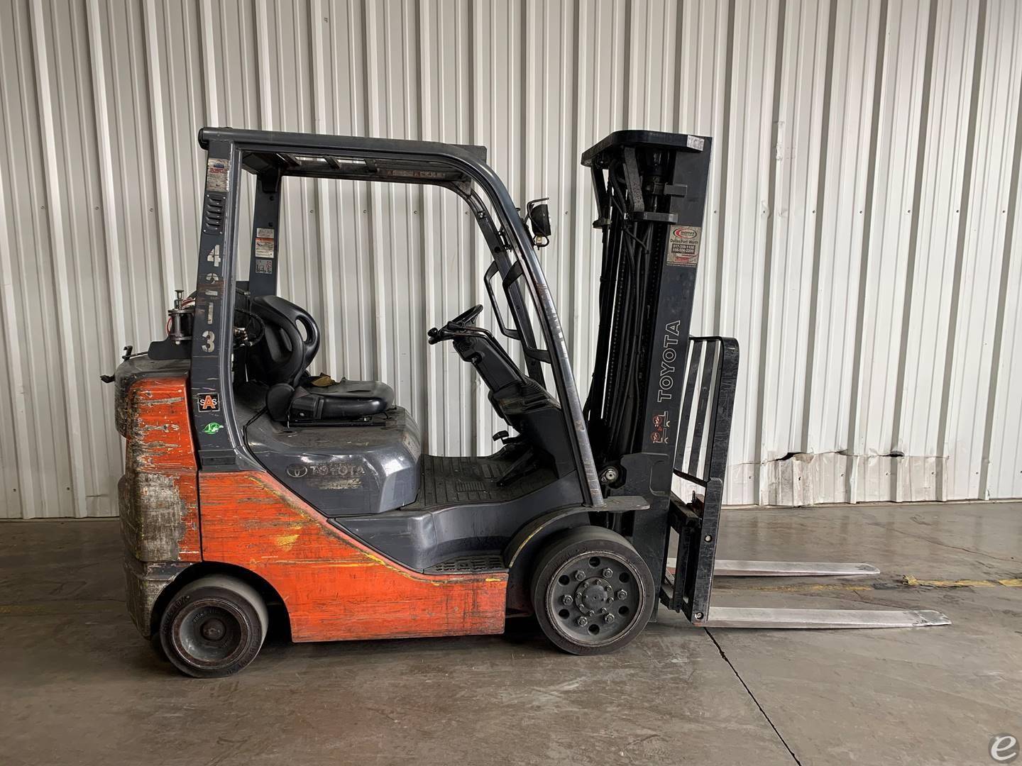 2009 Toyota 8FGCU25 LP Gas Forklift...