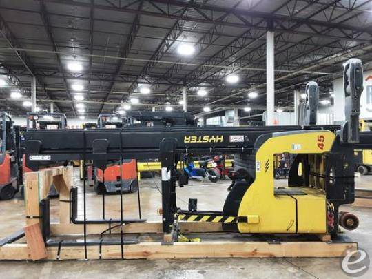 2017 Hyster N45ZR2-21.5 Electric Reach Truck - 123Forklift