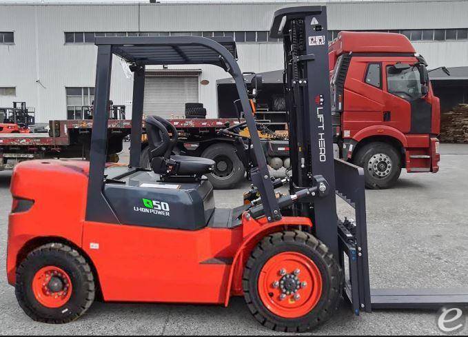 2025 Lift Hero CPD25 Electric Forkl...