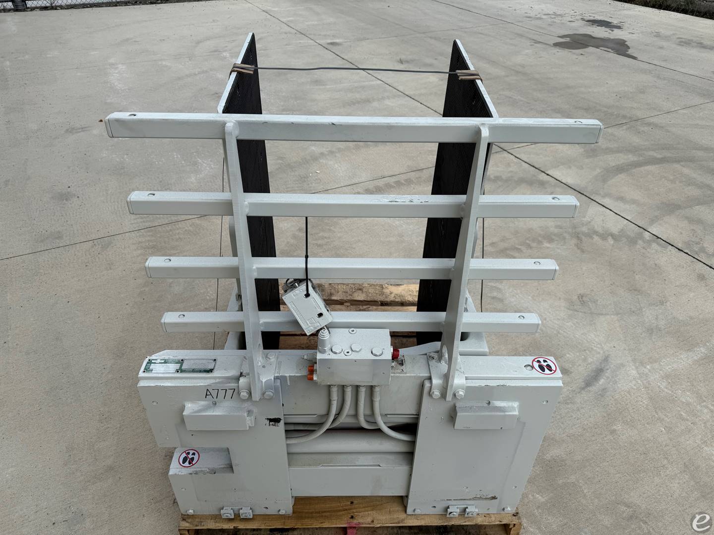 Cascade R25D-CCS-T3 Carton Clamp