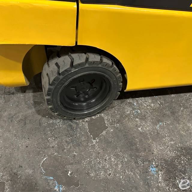 2021 Yale GLC070VX