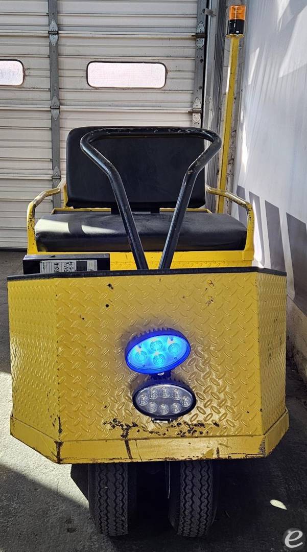 2019 Pack Mule PC-300-4NXG