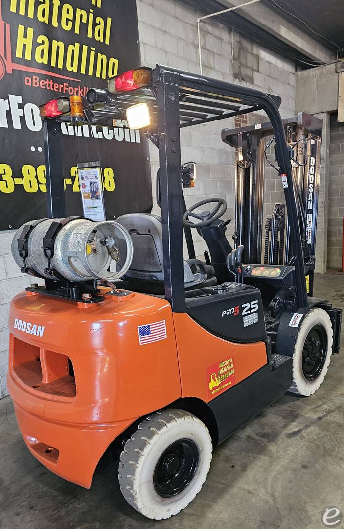 2006 Doosan G25E