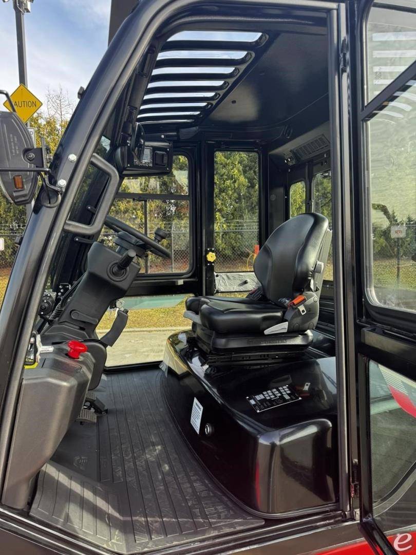 2025 Manitou MI70D