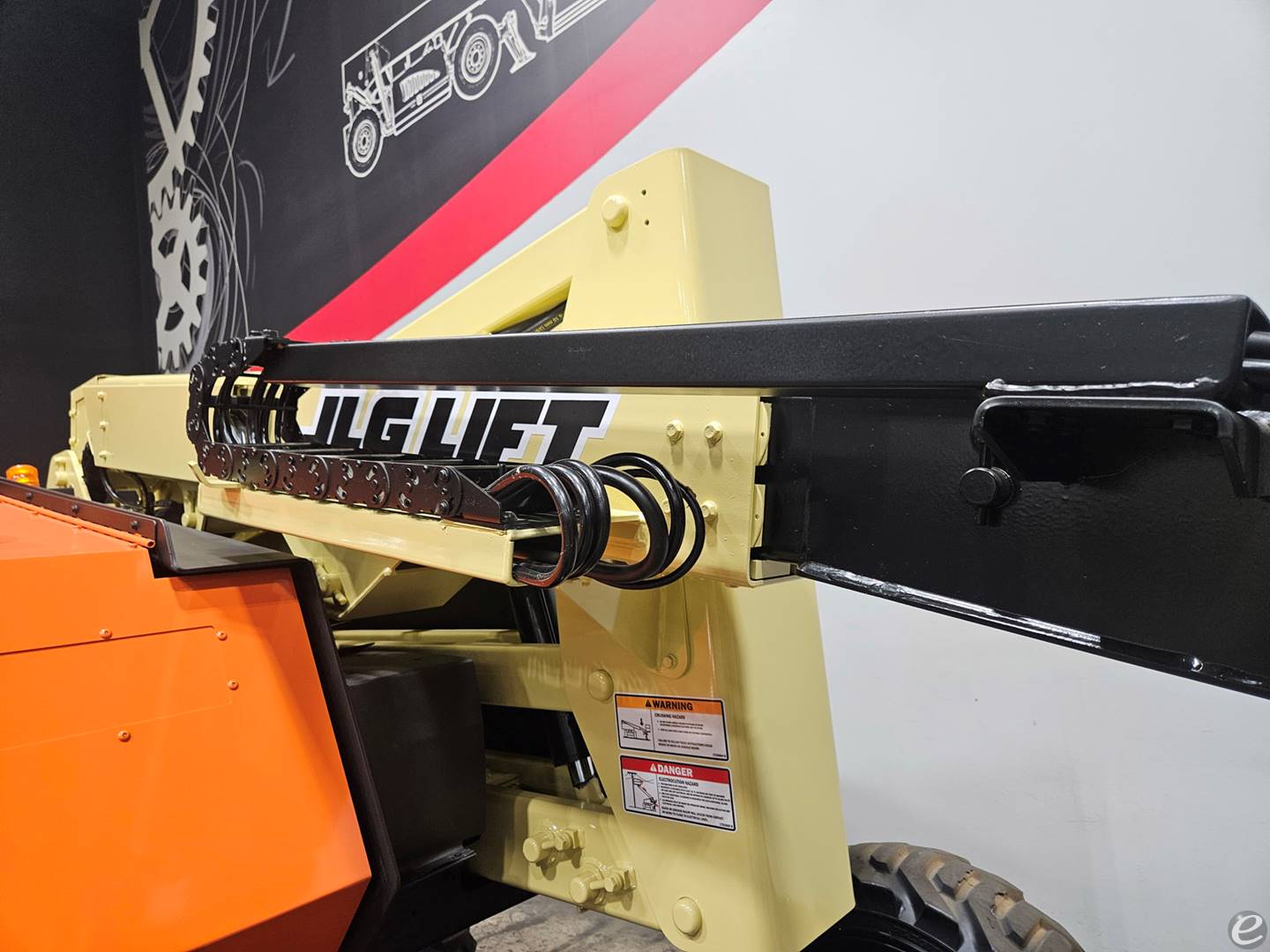 2018 JLG 340AJ