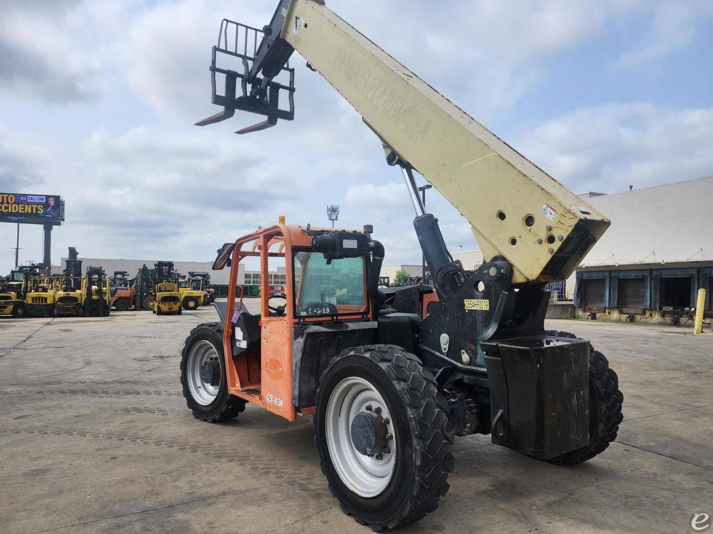 2015 JLG G9-43A
