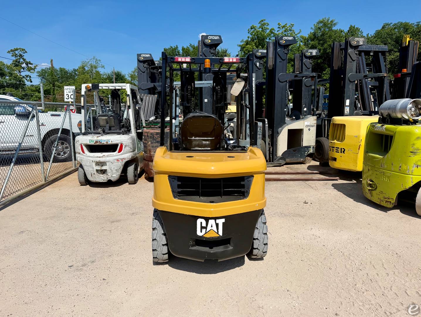 2015 Cat DP30N