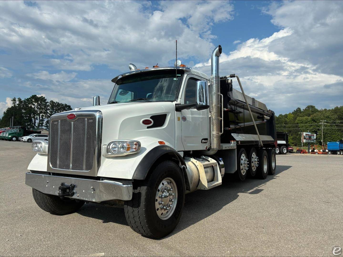 2025 Peterbilt 567