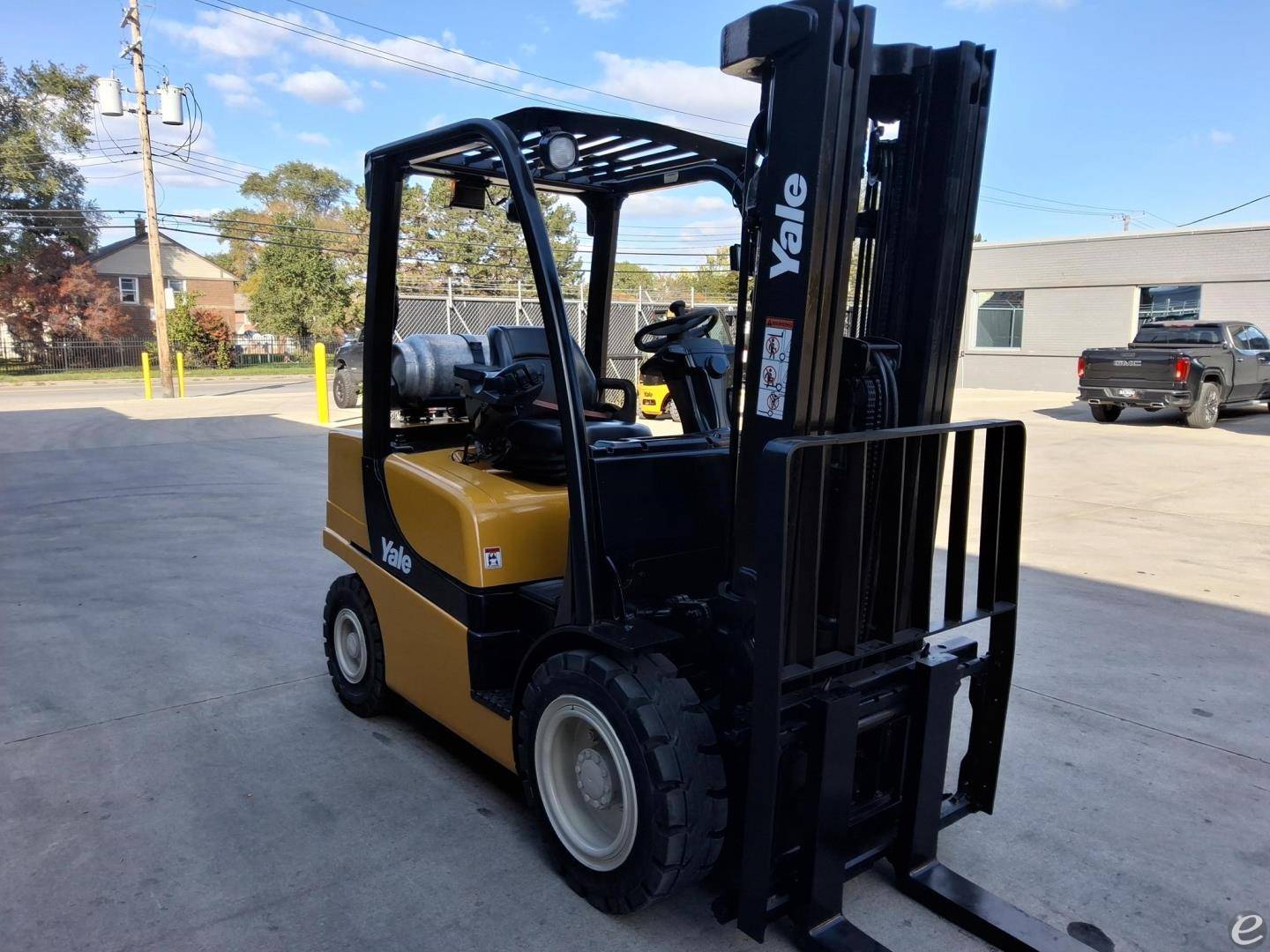 2015 Yale GLP060VX