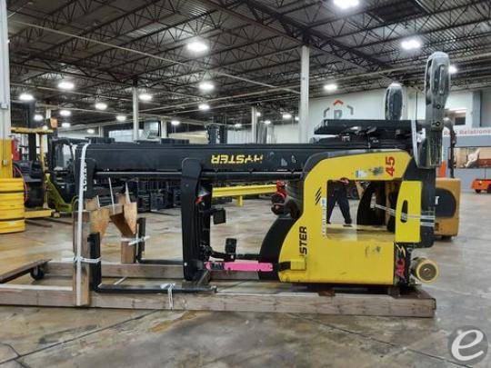 2017 Hyster N45ZR2-21.5 Electric Reach Truck - 123Forklift