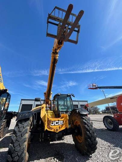 2018 JCB 509-42