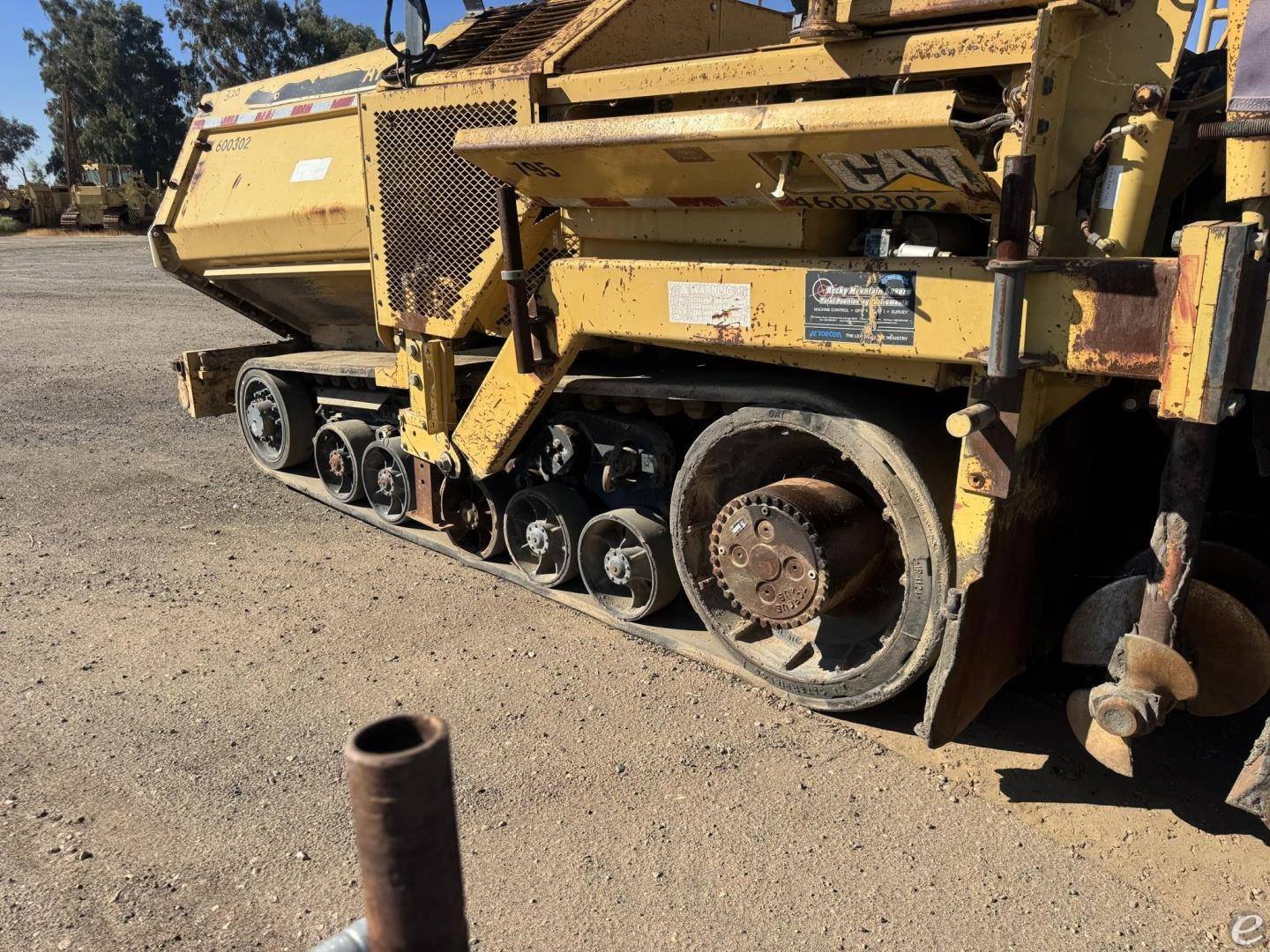 2003 Cat AP-1055B