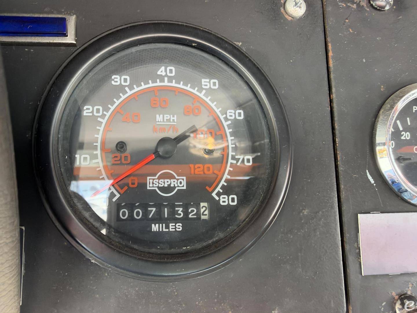 2001 CR2.6S