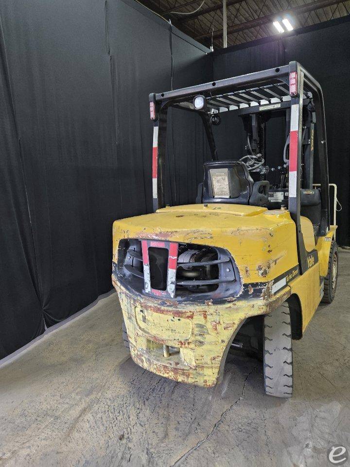 2021 Yale GP080VX
