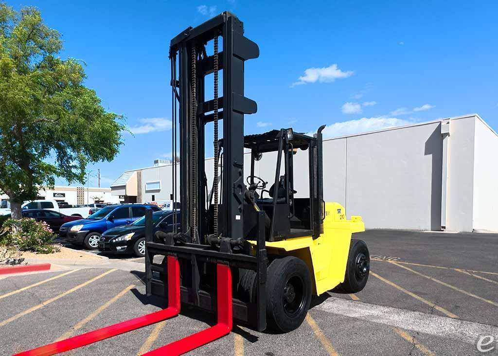 2000 Hyster H210XL