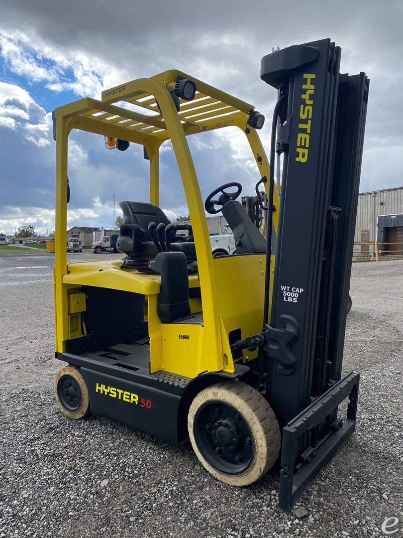 2015 Hyster E50XN-33