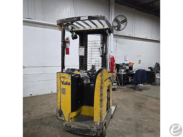 2018 Yale NR045EB