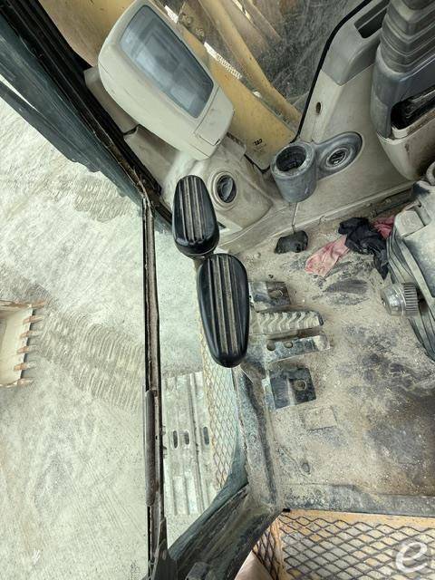 2006 Cat 330CL