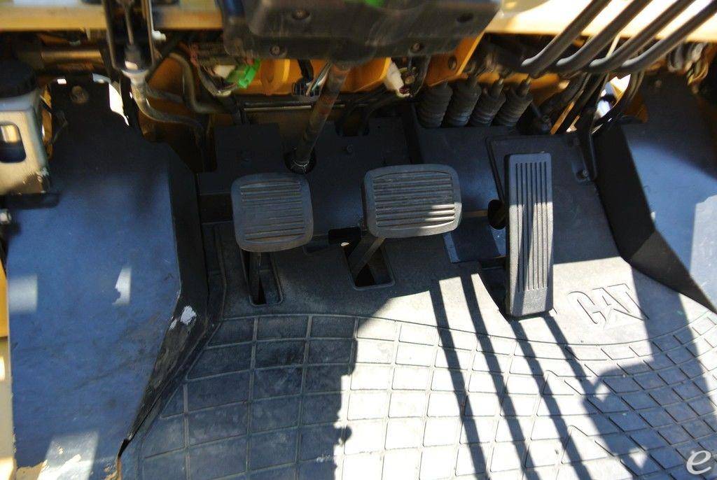 2010 Cat GC70KS