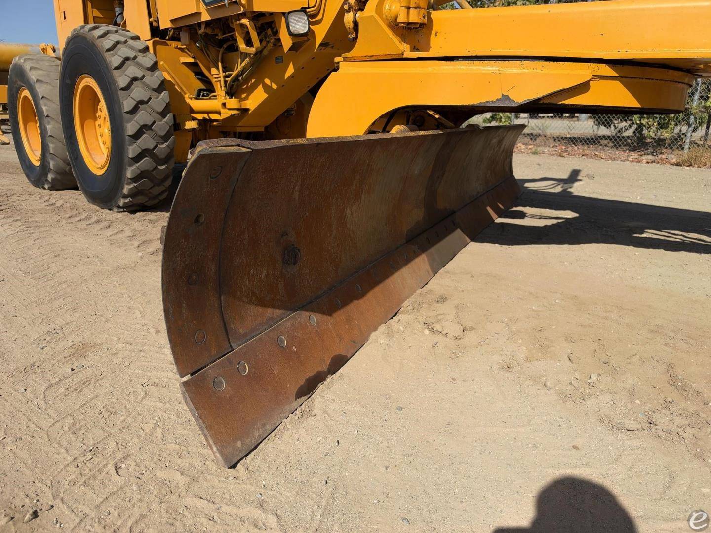 1992 John Deere 670B