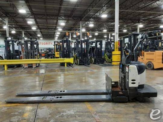 2012 Crown PE4500-80 Electric Forklift - 123Forklift