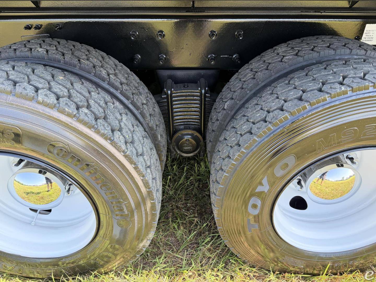 2015 Mack GRANITE GU813