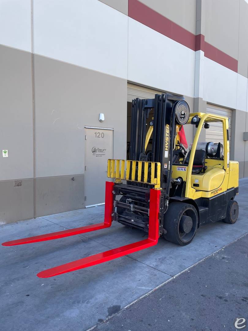2015 Hyster S135FT