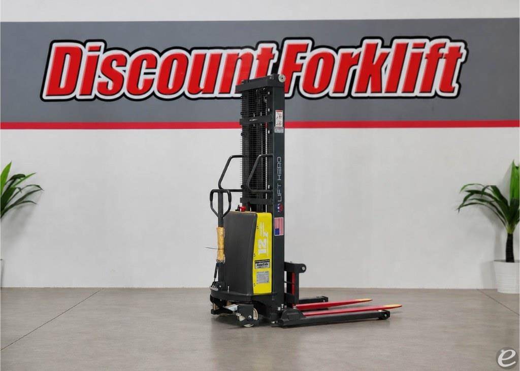 2025 Lift Hero CDD15-E1CB