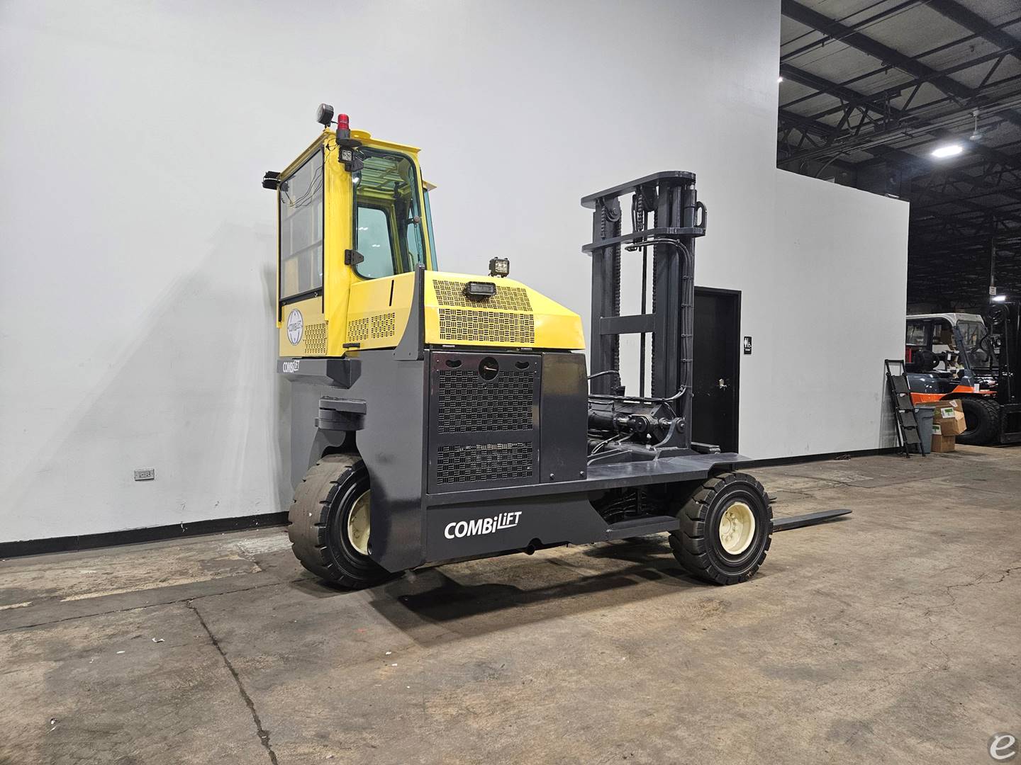 2017 Combilift C8000LR