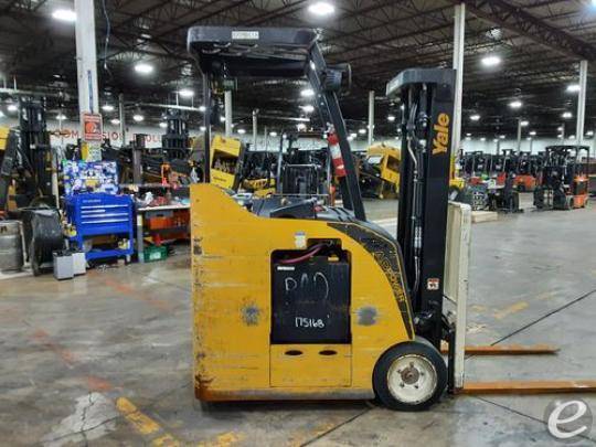 2017 Yale ESC030 Electric Forklift