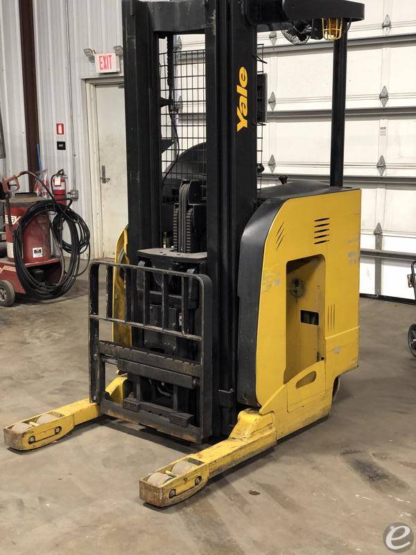 2007 Yale NR040DA